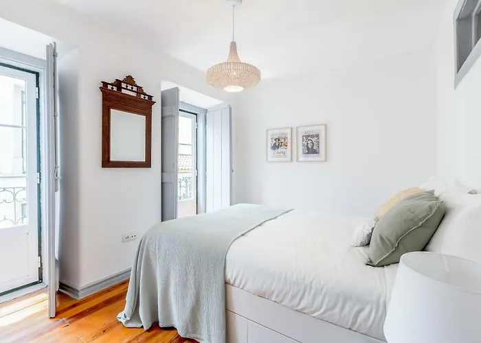 דירה Alfama Spacious And Amazing Apartment, By Timecooler ליסבון
